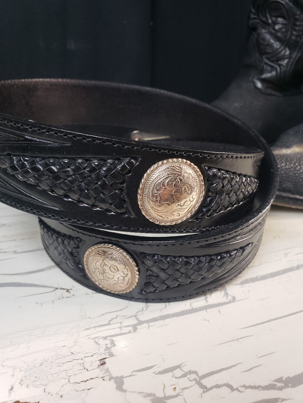 Tony Lama Cowboy Style Leather Belt style 77303 in Black - size 40 - Picture 5 of 16